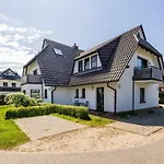 펜션 House On The 5