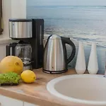 펜션 House On The 5 징스트